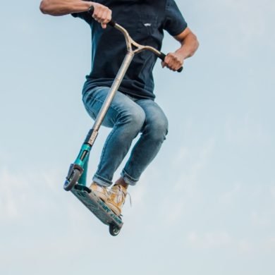 Comment choisir un système de compression pour sa trottinette freestyle