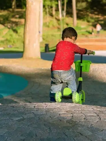 Pied moteur enfant