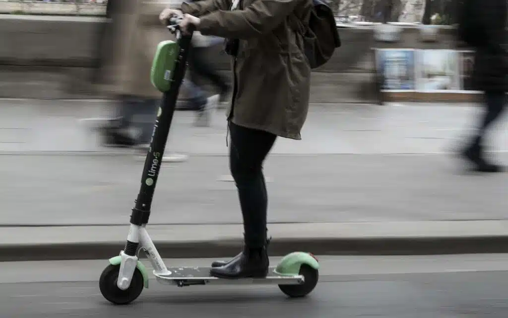 Location de trottinettes électriques contre achat, que choisir ?